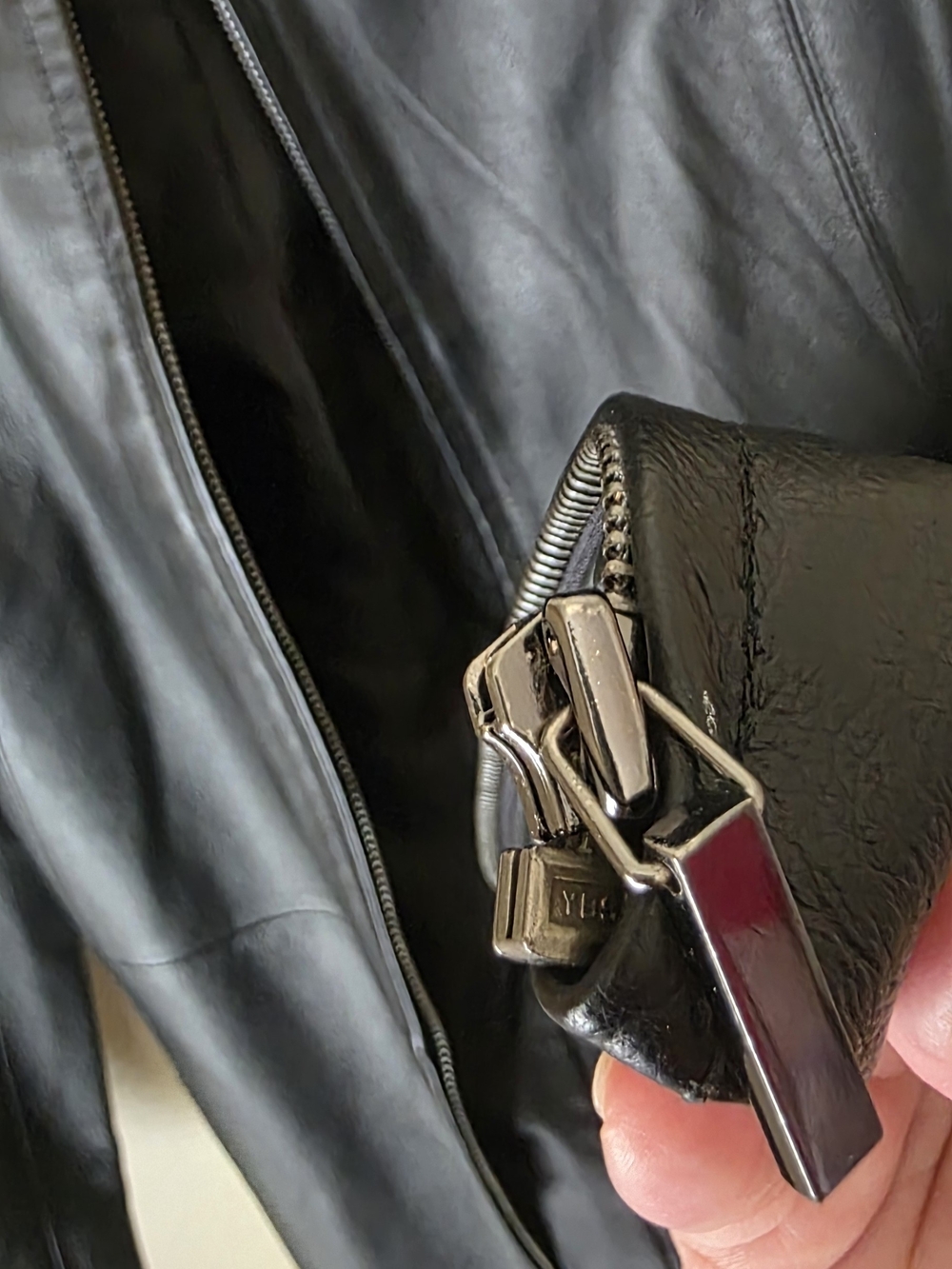 Vintage Worthington| Black Lambskin Leather Belted Women's Jacket - Moto Style M - Picture 5 of 11